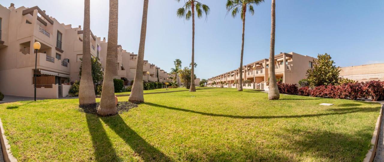 Apartamento Apartamento en La Tejita con Piscina, Terraza y Wifi Granadilla De Abona Exterior foto